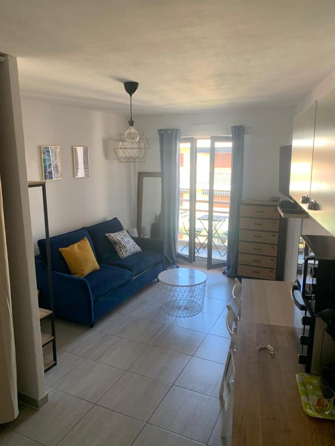 Appartement Studio Au Coeur Du Golf De Saint-Tropez Cavalaire-sur-Mer Kültér fotó